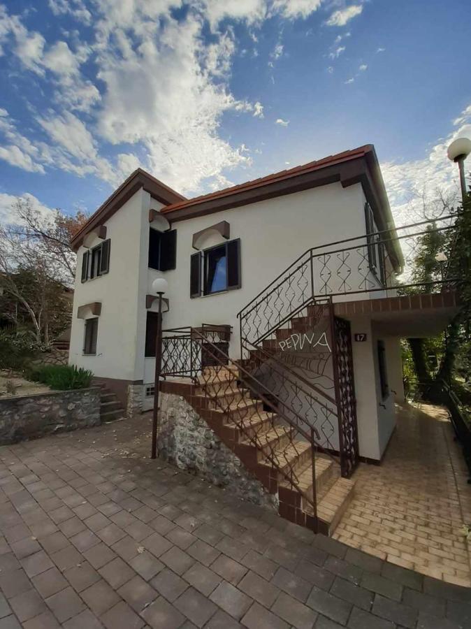 Krk Apartmani Pepina Pinezići Buitenkant foto