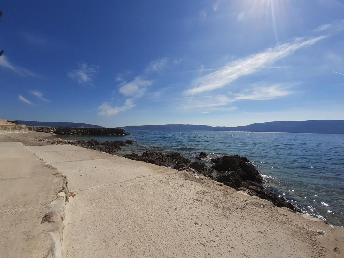 Krk Apartmani Pepina Pinezići Buitenkant foto
