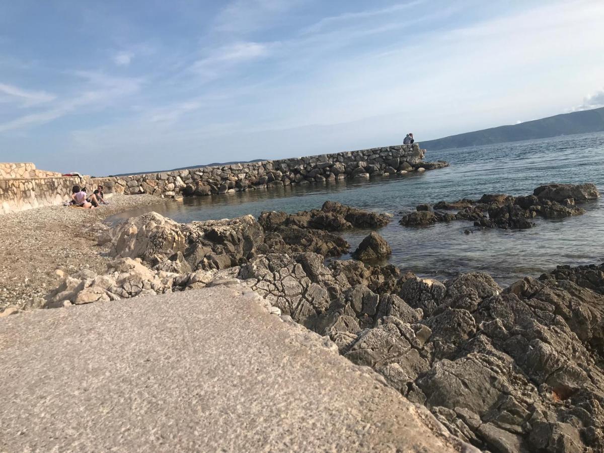 Krk Apartmani Pepina Pinezići Buitenkant foto
