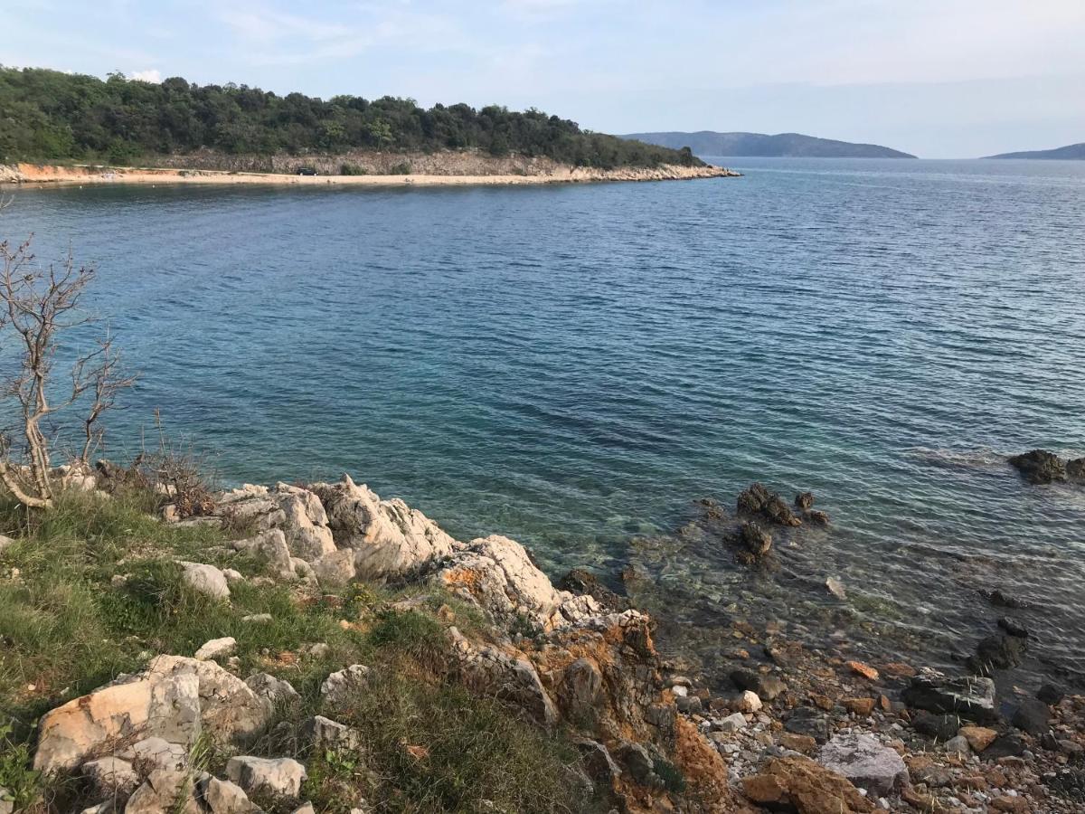 Krk Apartmani Pepina Pinezići Buitenkant foto