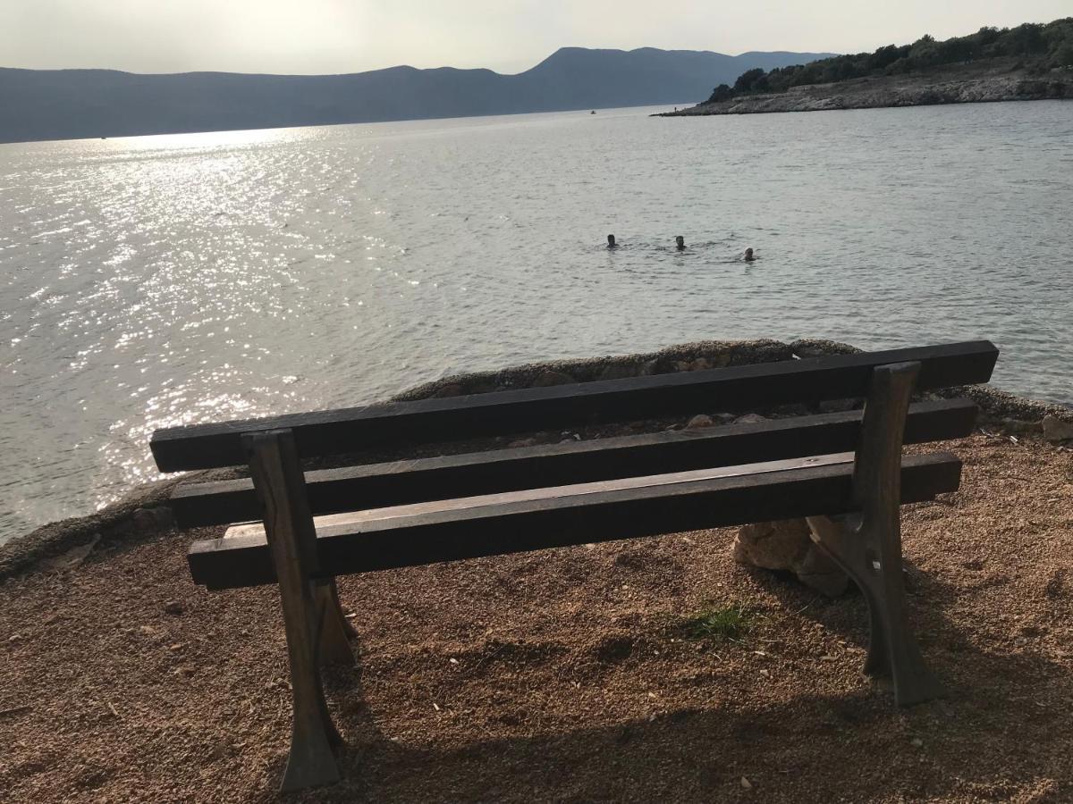 Krk Apartmani Pepina Pinezići Buitenkant foto