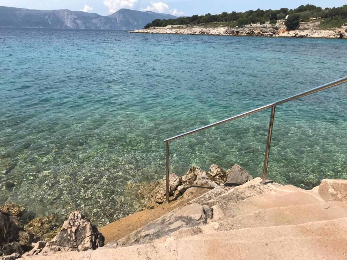 Krk Apartmani Pepina Pinezići Buitenkant foto