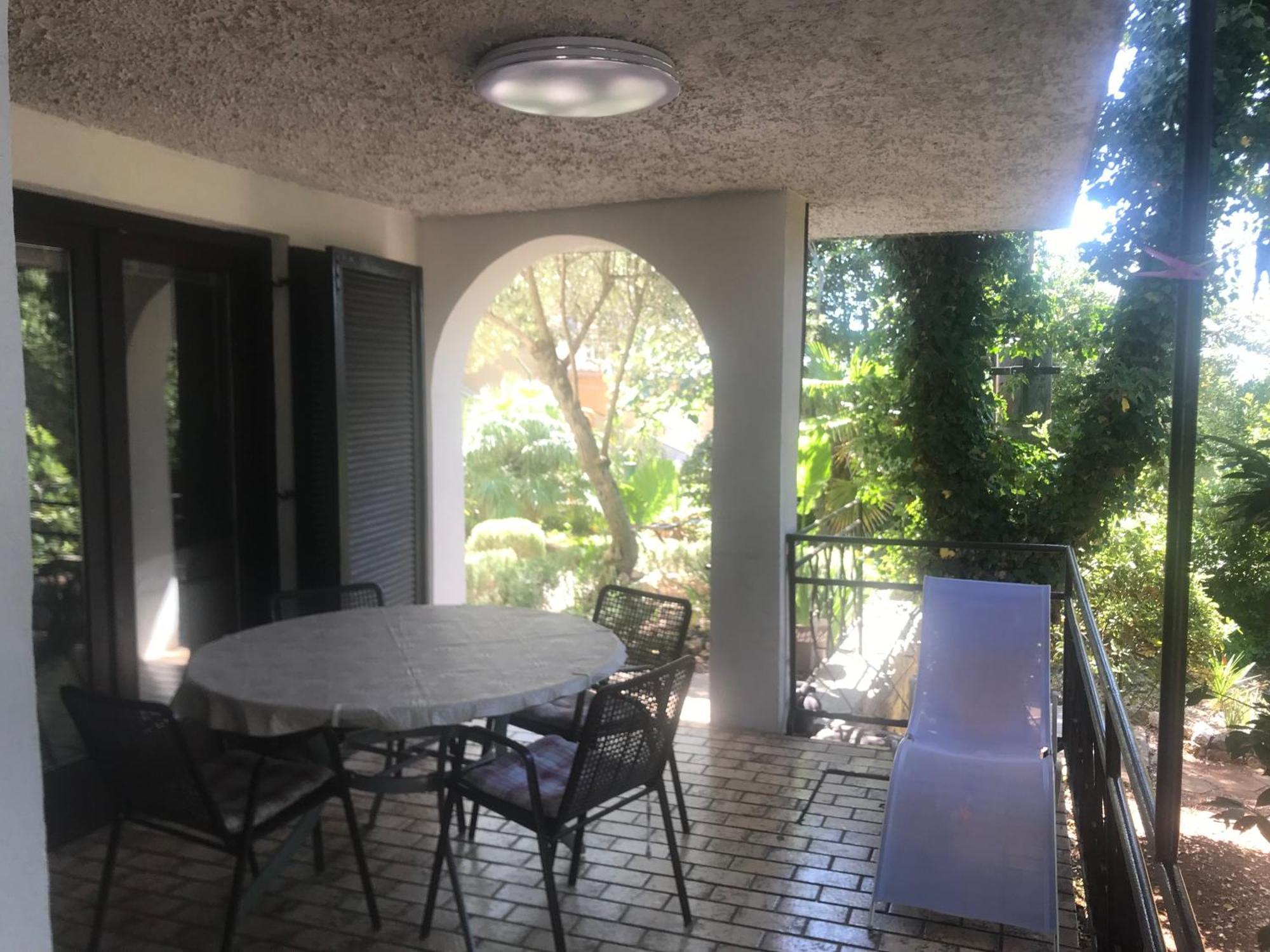 Krk Apartmani Pepina Pinezići Buitenkant foto
