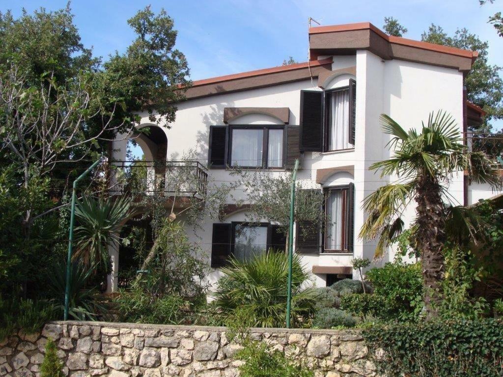 Krk Apartmani Pepina Pinezići Buitenkant foto